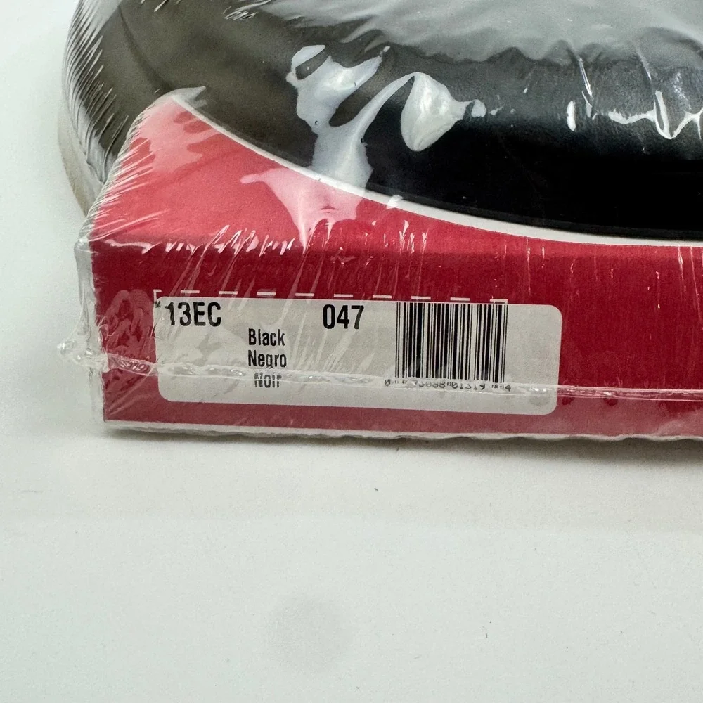 Mayfair 13EC 047 Soft Round Toilet Seat Black Easy Clean & Change Cushioned y2k